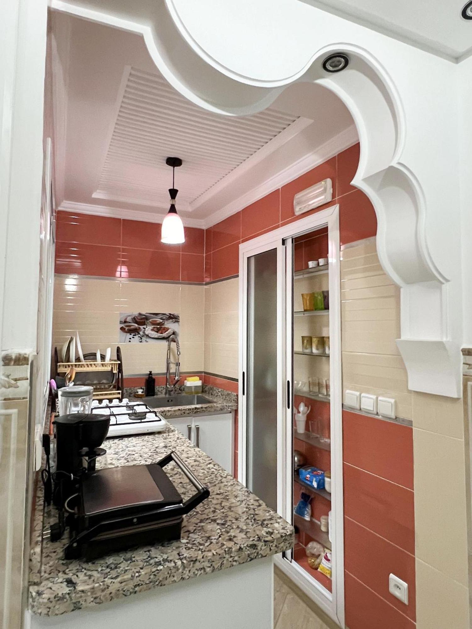 Mira Appartement -Lovely, Tidy & Close To Beaches And City Center 胡塞马 外观 照片