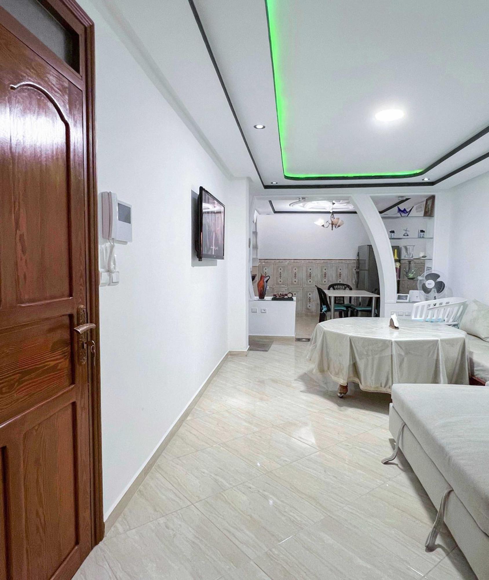 Mira Appartement -Lovely, Tidy & Close To Beaches And City Center 胡塞马 外观 照片